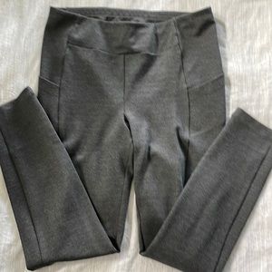Gray Leggings with Pockets